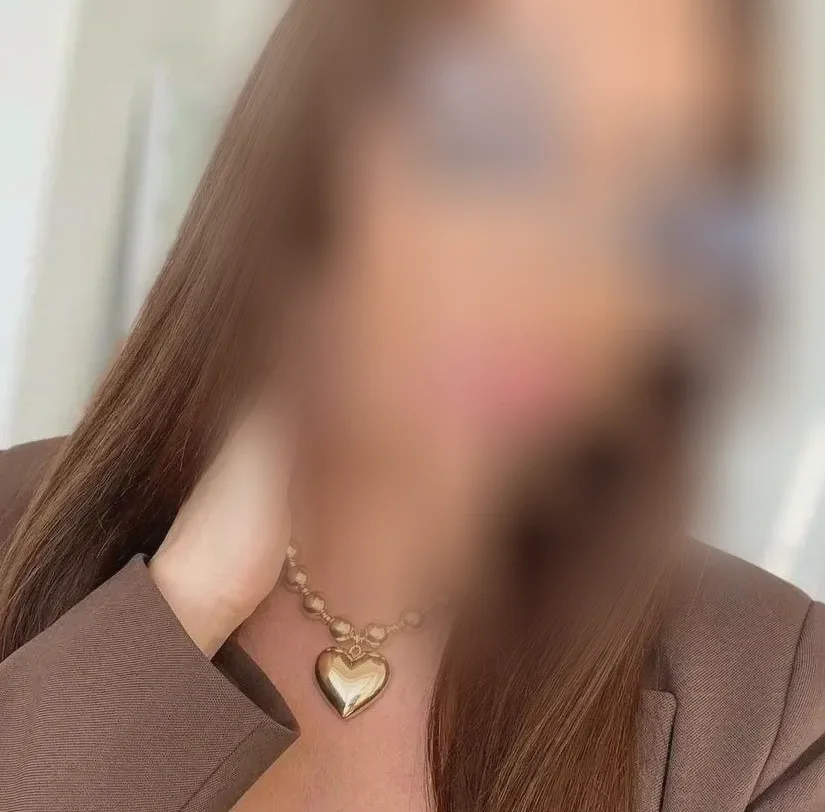 Astrid, 36