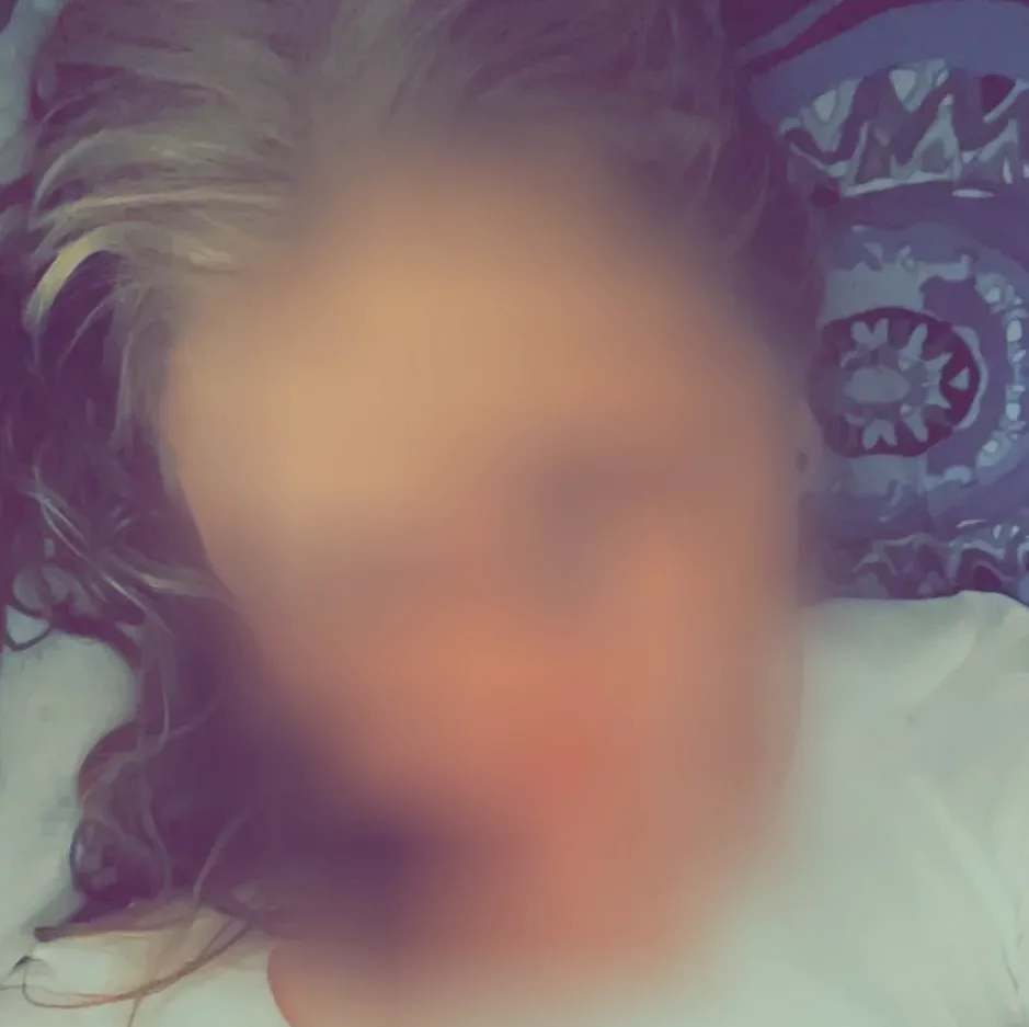 Christina, 22