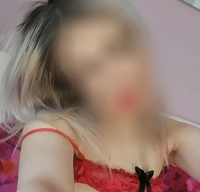 Cornelia, 21